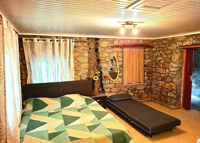 Barba Stergios Semesterbostad Toroni