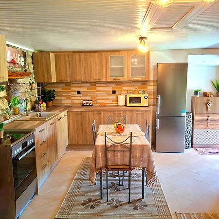 بيت للعطل Barba Stergios *